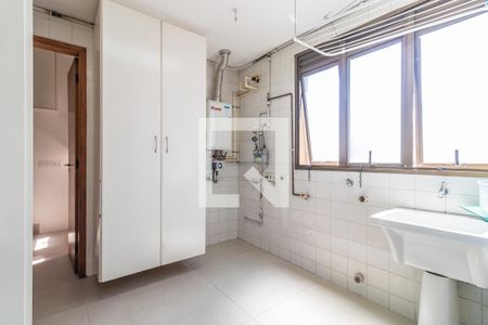 Área de Serviço de apartamento para alugar com 4 quartos, 192m² em Alphaville, Barueri