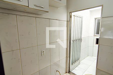 cozinha de casa de condomínio para alugar com 1 quarto, 50m² em Jacarepaguá, Rio de Janeiro