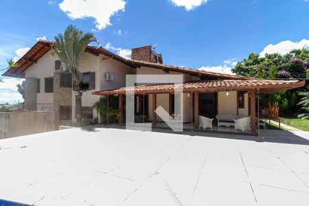 Fachada de casa para alugar com 4 quartos, 2700m² em Copacabana, Belo Horizonte