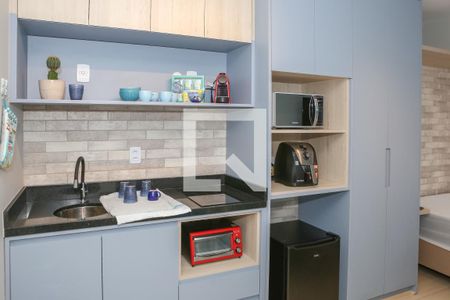 Cozinha de apartamento para alugar com 1 quarto, 25m² em Pompeia, São Paulo