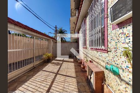 Garagem de casa à venda com 2 quartos, 50m² em São Cristóvão, Rio de Janeiro