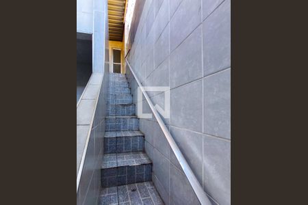 Escada de casa à venda com 2 quartos, 50m² em São Cristóvão, Rio de Janeiro