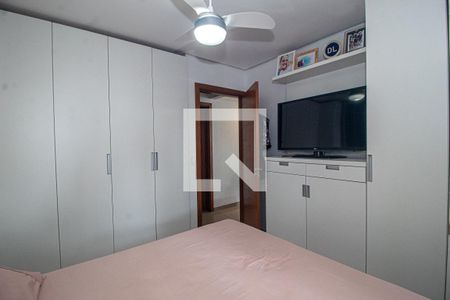 Suíte de apartamento à venda com 2 quartos, 83m² em Jardim Botânico, Porto Alegre