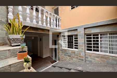 Fachada de casa para alugar com 4 quartos, 310m² em Colégio Batista, Belo Horizonte