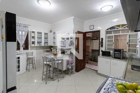 Cozinha de casa à venda com 3 quartos, 200m² em Alto Caiçaras, Belo Horizonte