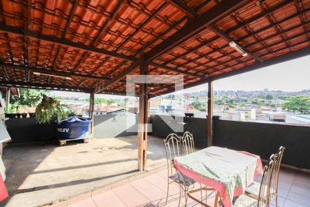Área - CASA 1 de casa à venda com 7 quartos, 100m² em Glória, Belo Horizonte
