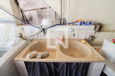 Área de Serviço - CASA 2 de casa à venda com 7 quartos, 100m² em Glória, Belo Horizonte
