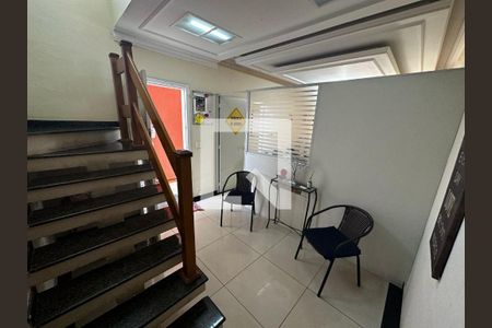Casa à venda com 4 quartos, 200m² em Jardim Zaira, Guarulhos