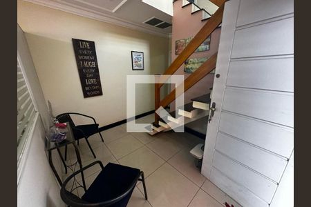 Casa à venda com 4 quartos, 200m² em Jardim Zaira, Guarulhos