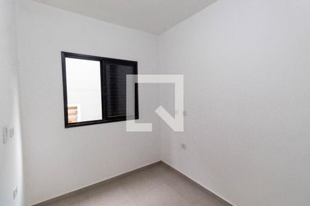 Quarto 1 de apartamento para alugar com 2 quartos, 38m² em Vila Granada, São Paulo