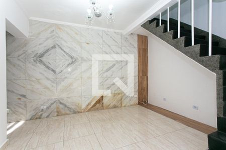 Sala 1 de casa para alugar com 2 quartos, 65m² em Vila Santo Estevão, São Paulo