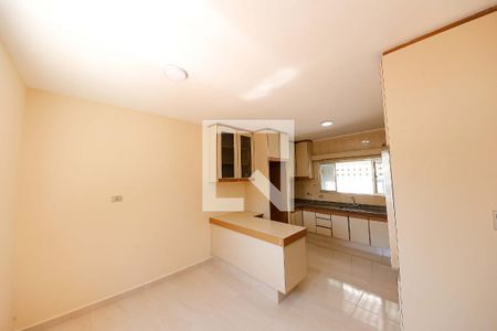 Cozinha de casa à venda com 2 quartos, 200m² em Vila California, São Paulo