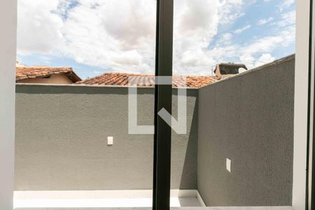 Vista Quarto 2 de casa à venda com 3 quartos, 90m² em Santa Monica, Belo Horizonte