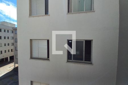 Vista da sala de apartamento para alugar com 3 quartos, 65m² em Vila Proost de Souza, Campinas