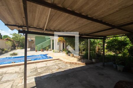 Garagem de casa para alugar com 5 quartos, 548m² em Guaratiba, Rio de Janeiro