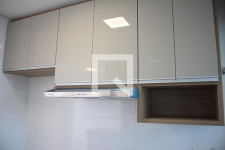 Cozinha de apartamento à venda com 2 quartos, 60m² em Novo Eldorado, Contagem