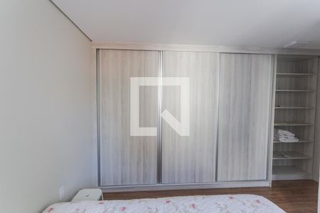 Armário da Suíte de apartamento para alugar com 2 quartos, 134m² em Sion, Belo Horizonte