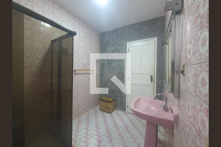 Banheiro 1 de casa à venda com 4 quartos, 150m² em Sampaio, Rio de Janeiro