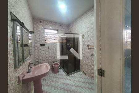 Banheiro 1 de casa à venda com 4 quartos, 150m² em Sampaio, Rio de Janeiro