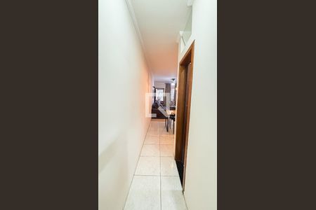 Corredor de casa à venda com 3 quartos, 110m² em Vila Homero Thon, Santo André