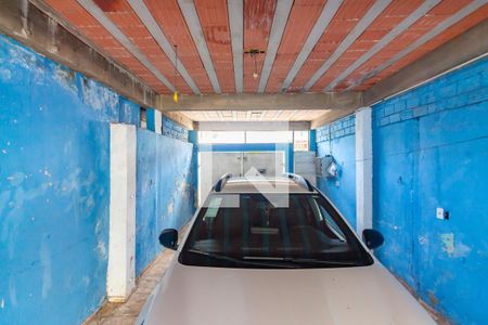 Garagem de casa à venda com 6 quartos, 250m² em Veloso, Osasco