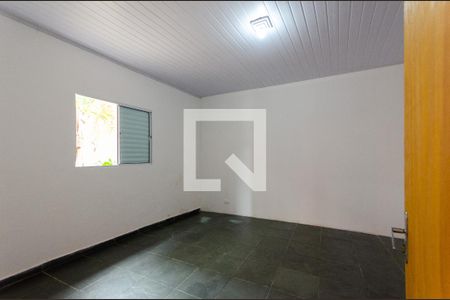 Quarto de casa para alugar com 1 quarto, 60m² em Jardim Cachoeira, São Paulo