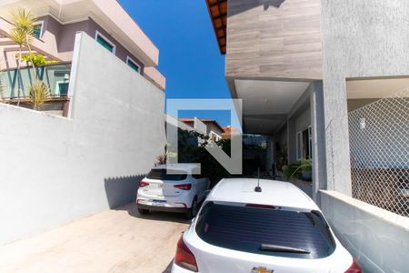 Garagem de casa à venda com 5 quartos, 296m² em Camboinhas, Niterói