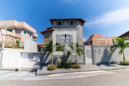 Fachada de casa à venda com 5 quartos, 296m² em Camboinhas, Niterói