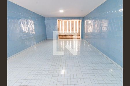 Garagem de casa à venda com 3 quartos, 210m² em Vila Regente Feijó, São Paulo