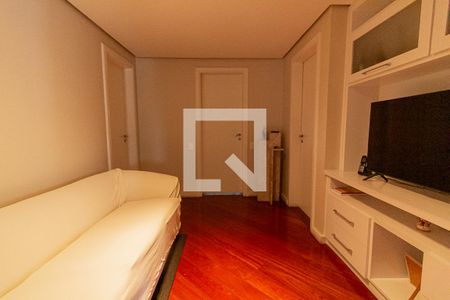 Sala de TV de apartamento à venda com 4 quartos, 180m² em Pompeia, São Paulo