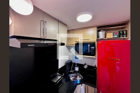 Cozinha de apartamento à venda com 1 quarto, 34m² em Brooklin Novo, São Paulo