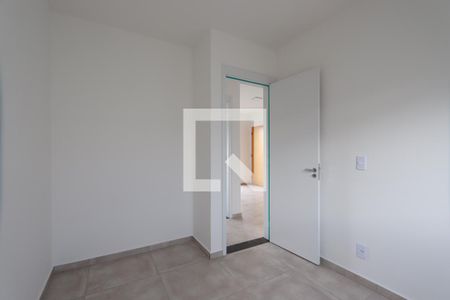 Quarto 2 de apartamento para alugar com 2 quartos, 49m² em Vila Paulo Silas, São Paulo