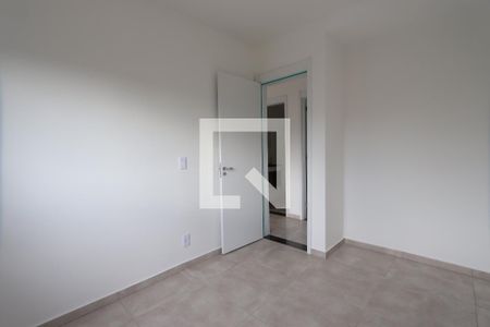 Quarto 1 de apartamento para alugar com 2 quartos, 49m² em Vila Paulo Silas, São Paulo