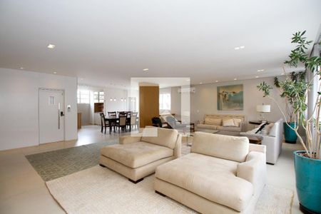 Sala de Estar e Tv de apartamento à venda com 3 quartos, 222m² em Consolação, São Paulo