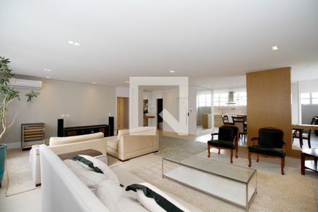 Sala de Estar e Tv de apartamento à venda com 3 quartos, 222m² em Consolação, São Paulo