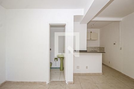 Sala/Quarto de apartamento para alugar com 1 quarto, 38m² em Cidade Baixa, Porto Alegre