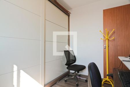 Quarto 2 de apartamento para alugar com 2 quartos, 45m² em Jardim Iris, São Paulo