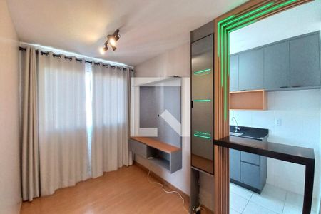 Sala de apartamento para alugar com 2 quartos, 44m² em Parque Industrial, Campinas