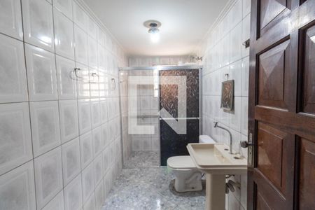 Banheiro de casa para alugar com 1 quarto, 60m² em Jardim Fernandes, São Paulo