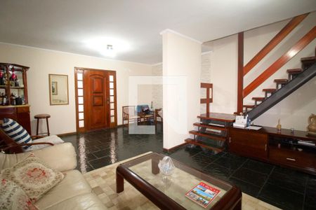 Sala de casa à venda com 3 quartos, 250m² em Pompeia, São Paulo