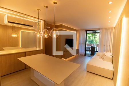 Sala de apartamento à venda com 3 quartos, 110m² em Piratininga, Niterói