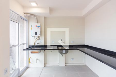 Cozinha de apartamento para alugar com 1 quarto, 43m² em Vila Yolanda, Osasco