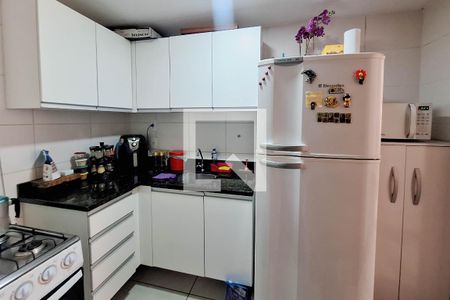 Cozinha de apartamento à venda com 2 quartos, 59m² em Centro, Niterói