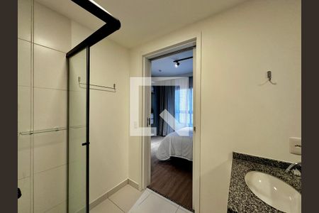 Banheiro de kitnet/studio à venda com 1 quarto, 23m² em Brooklin Novo, São Paulo