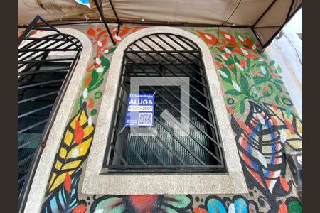 Plaquinha de casa para alugar com 2 quartos, 180m² em Barroquinha, Salvador