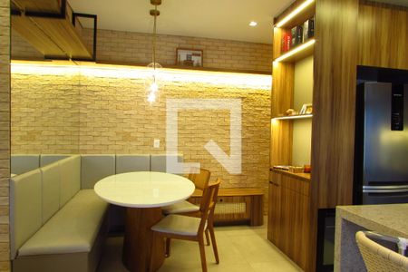 Sala de Jantar de apartamento à venda com 2 quartos, 77m² em Swiss Park, Campinas