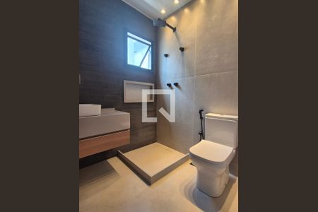 Banheiro da Suíte 3 de casa de condomínio à venda com 4 quartos, 400m² em Barra da Tijuca, Rio de Janeiro