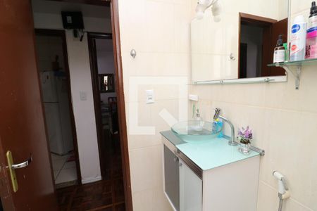 Banheiro de apartamento à venda com 2 quartos, 75m² em Tauá, Rio de Janeiro