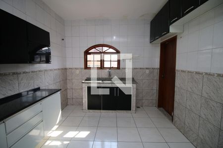 Cozinha de casa à venda com 3 quartos, 110m² em Olaria, Rio de Janeiro