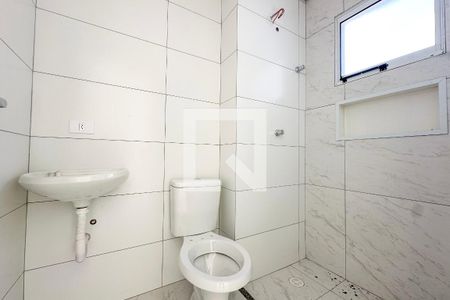 Banheiro de apartamento à venda com 1 quarto, 48m² em Vila Mangalot, São Paulo